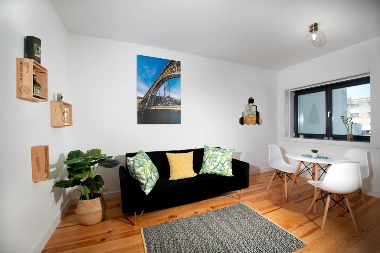 Guest H4U - Porto Batalha City Center Exterior photo